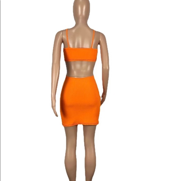 Dress - Picture 2 of 2